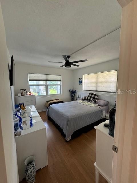 For Sale: $199,000 (2 beds, 2 baths, 756 Square Feet)