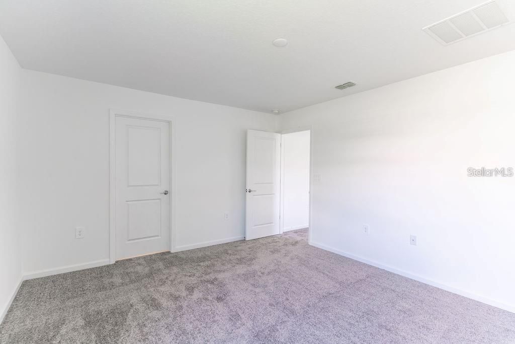 Active With Contract: $1,800 (4 beds, 2 baths, 1870 Square Feet)