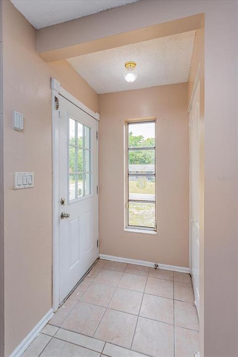 For Sale: $219,900 (3 beds, 2 baths, 1514 Square Feet)
