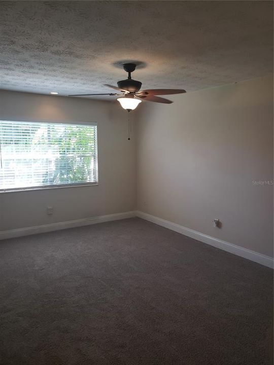 For Rent: $1,650 (2 beds, 2 baths, 994 Square Feet)