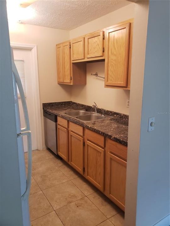 For Rent: $1,650 (2 beds, 2 baths, 994 Square Feet)