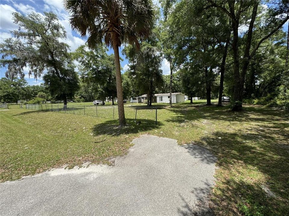 Active With Contract: $144,500 (3 beds, 2 baths, 1380 Square Feet)