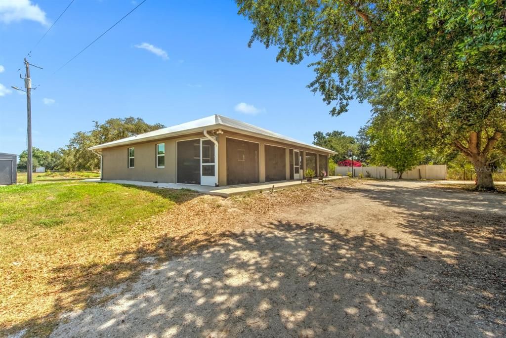 For Sale: $660,000 (3 beds, 2 baths, 2198 Square Feet)