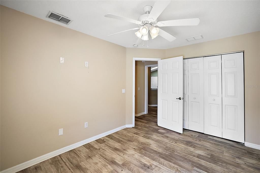 Active With Contract: $229,900 (3 beds, 2 baths, 1132 Square Feet)