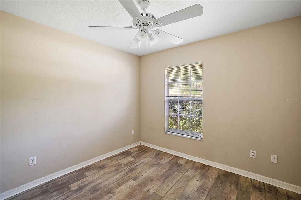 Active With Contract: $229,900 (3 beds, 2 baths, 1132 Square Feet)