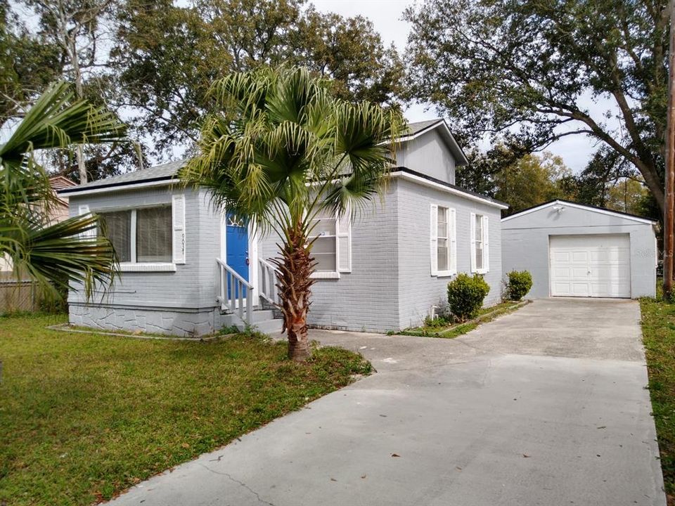 For Rent: $1,325 (3 beds, 2 baths, 1156 Square Feet)