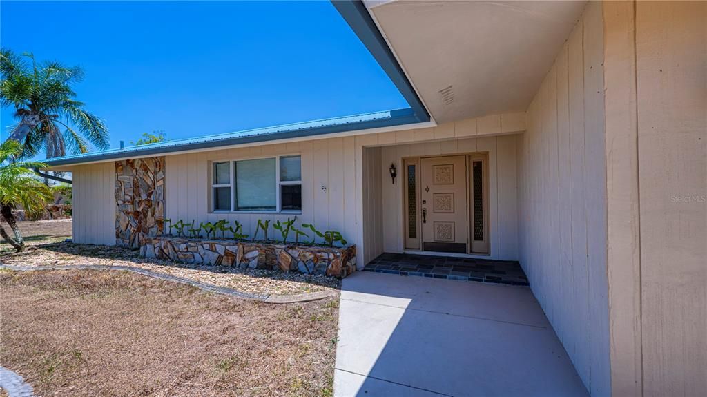 covered entryway