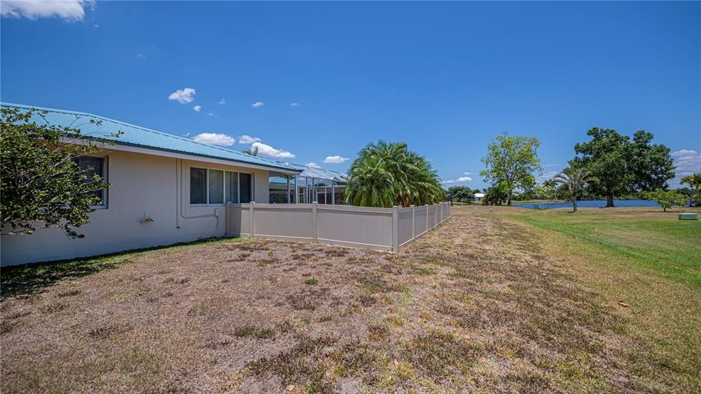 Active With Contract: $330,000 (4 beds, 2 baths, 1976 Square Feet)