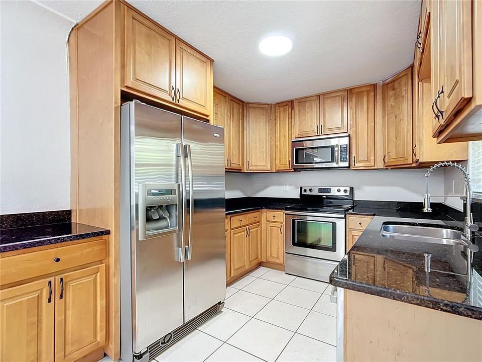 For Sale: $255,000 (3 beds, 2 baths, 1332 Square Feet)