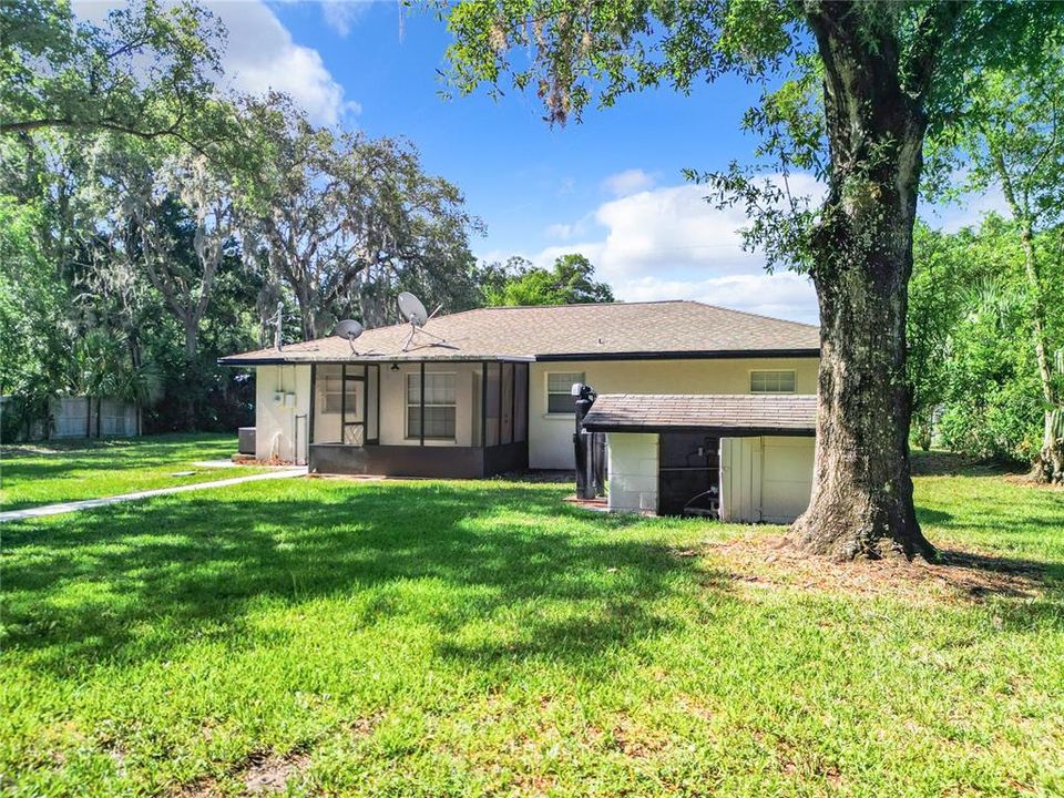 For Sale: $235,000 (3 beds, 2 baths, 1332 Square Feet)