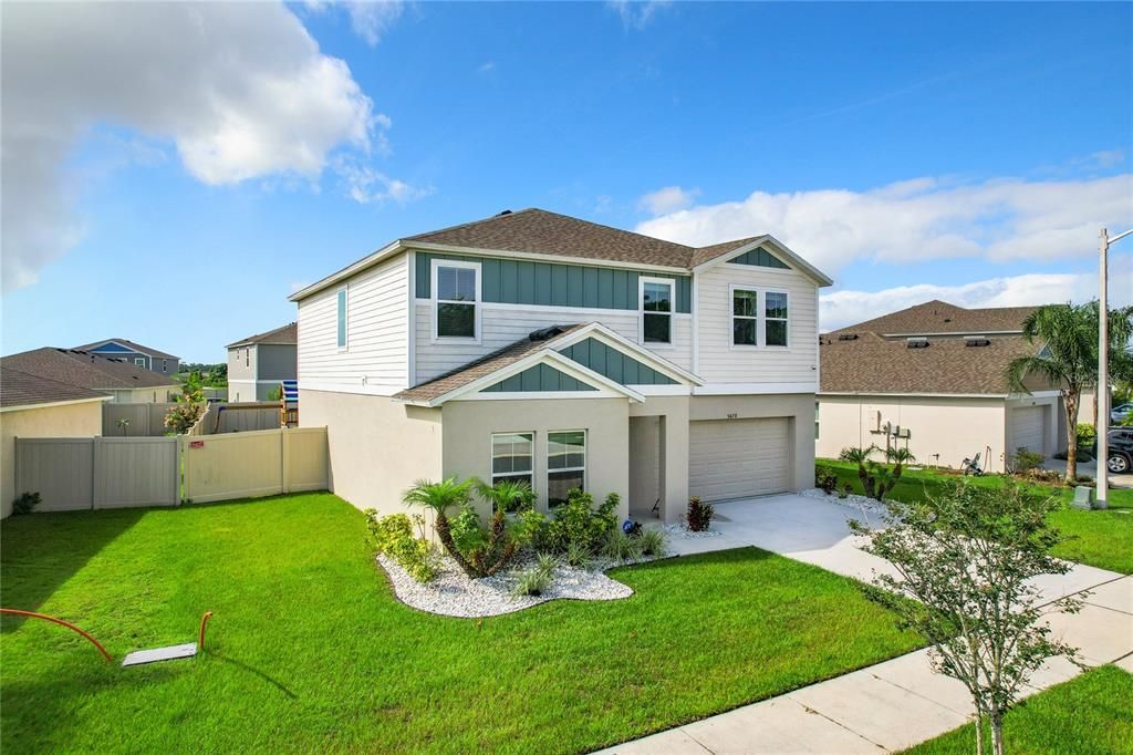 Active With Contract: $429,900 (5 beds, 3 baths, 2440 Square Feet)