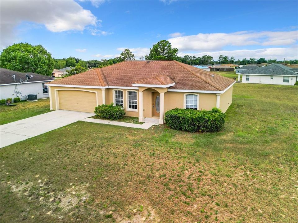 Active With Contract: $250,000 (3 beds, 2 baths, 1338 Square Feet)