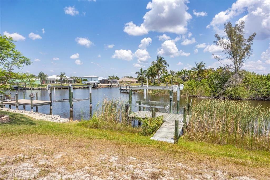 Active With Contract: $399,000 (3 beds, 2 baths, 1569 Square Feet)