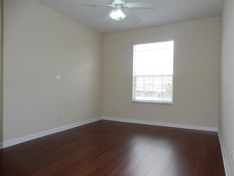 For Sale: $229,900 (3 beds, 2 baths, 1206 Square Feet)