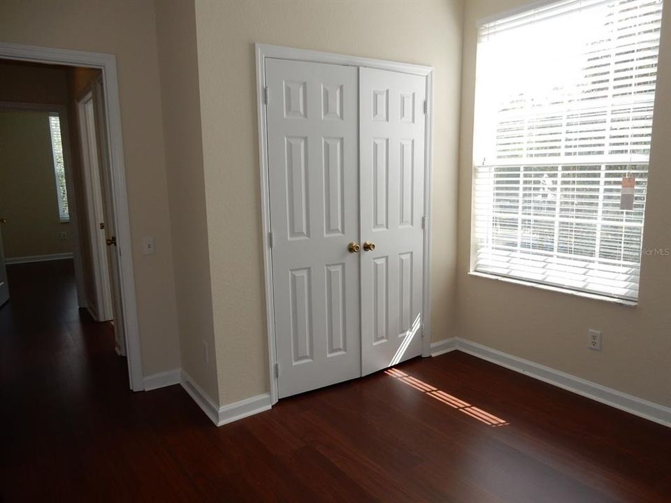 For Sale: $229,900 (3 beds, 2 baths, 1206 Square Feet)