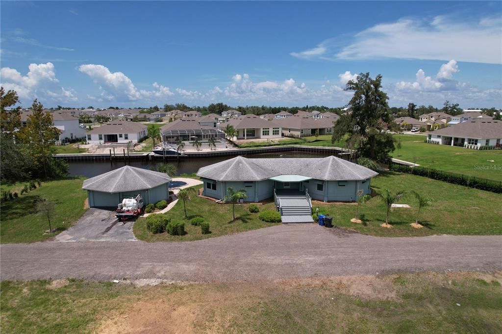 Active With Contract: $1,250,000 (3 beds, 2 baths, 1903 Square Feet)