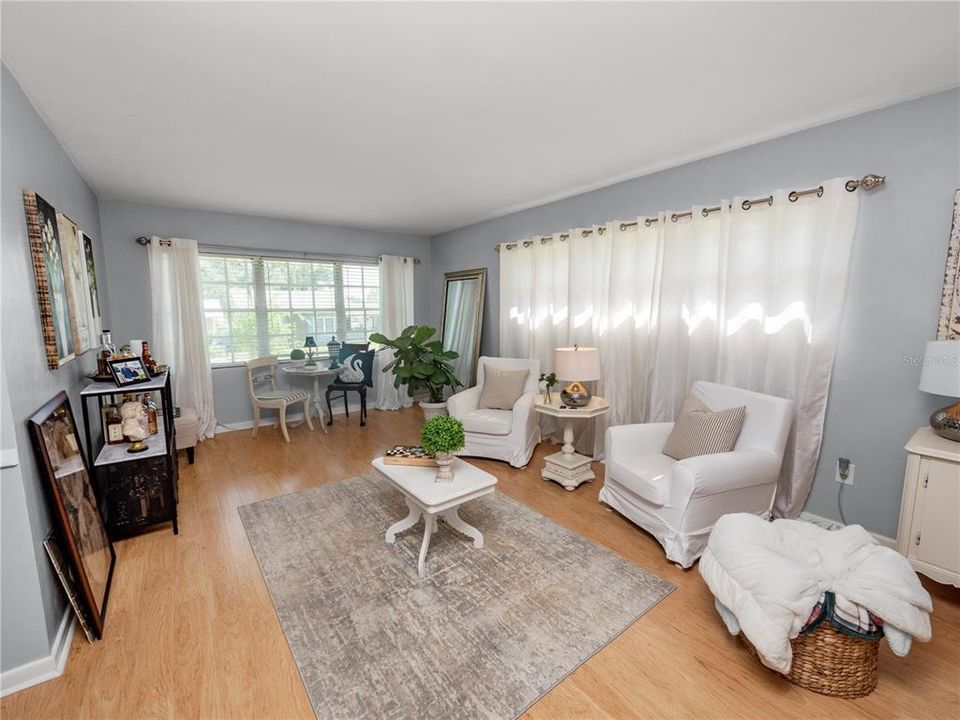 For Sale: $485,900 (3 beds, 2 baths, 2106 Square Feet)