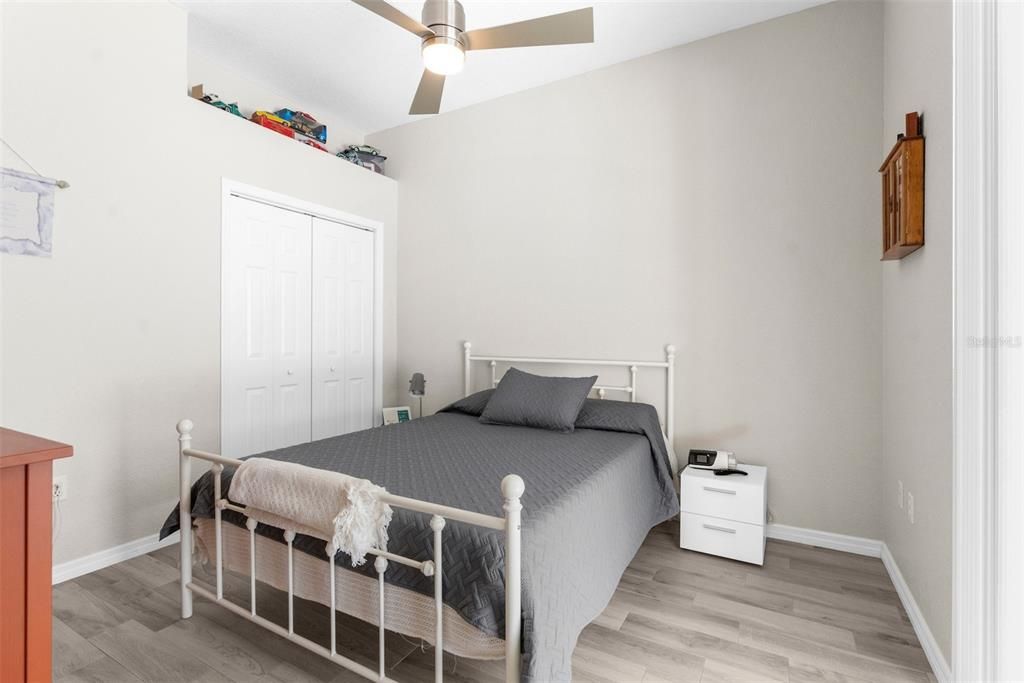 Active With Contract: $450,000 (3 beds, 3 baths, 2121 Square Feet)