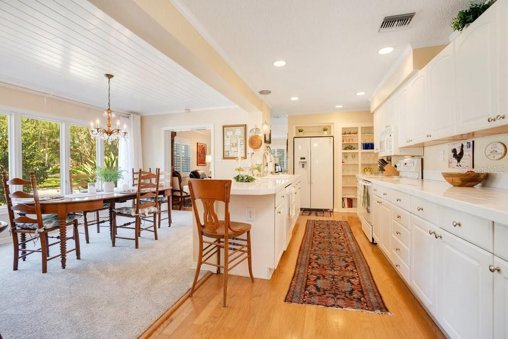 Kitchen/Dining Room Combo