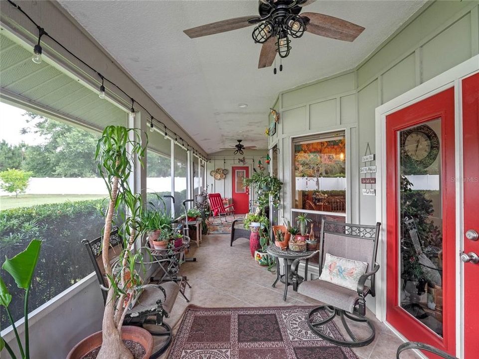 For Sale: $459,900 (3 beds, 2 baths, 1979 Square Feet)