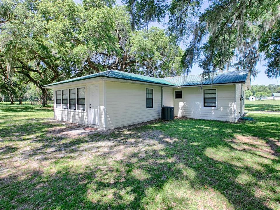 For Sale: $1,425,000 (4 beds, 2 baths, 2382 Square Feet)