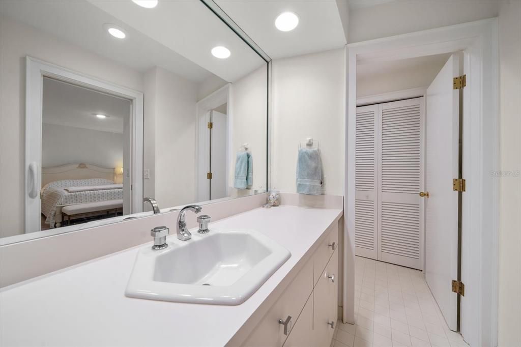 Ensuite vanity area and toilet in 3rd bedroom.