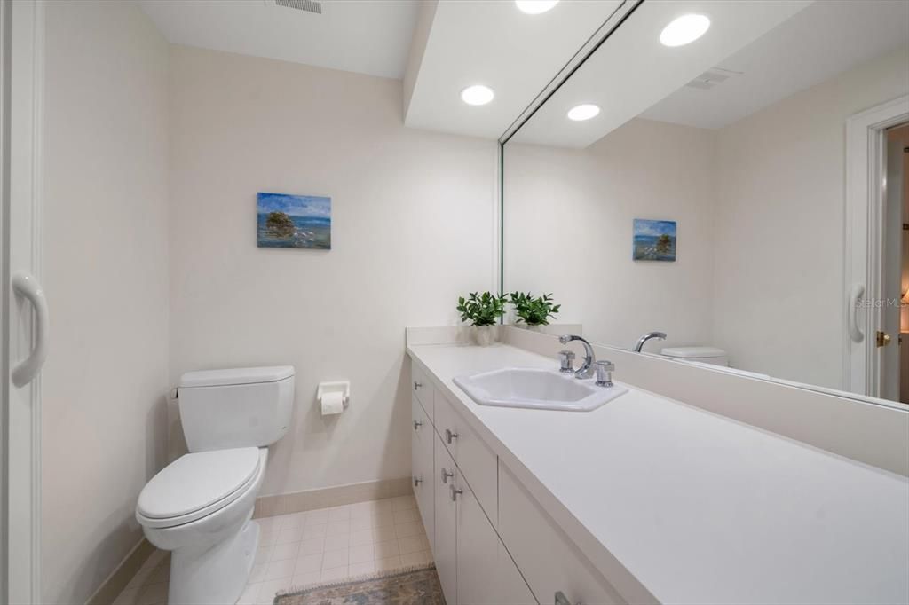 3rd bedroom ensuite vanity area.