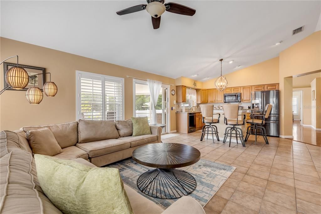 Active With Contract: $419,000 (3 beds, 2 baths, 1890 Square Feet)