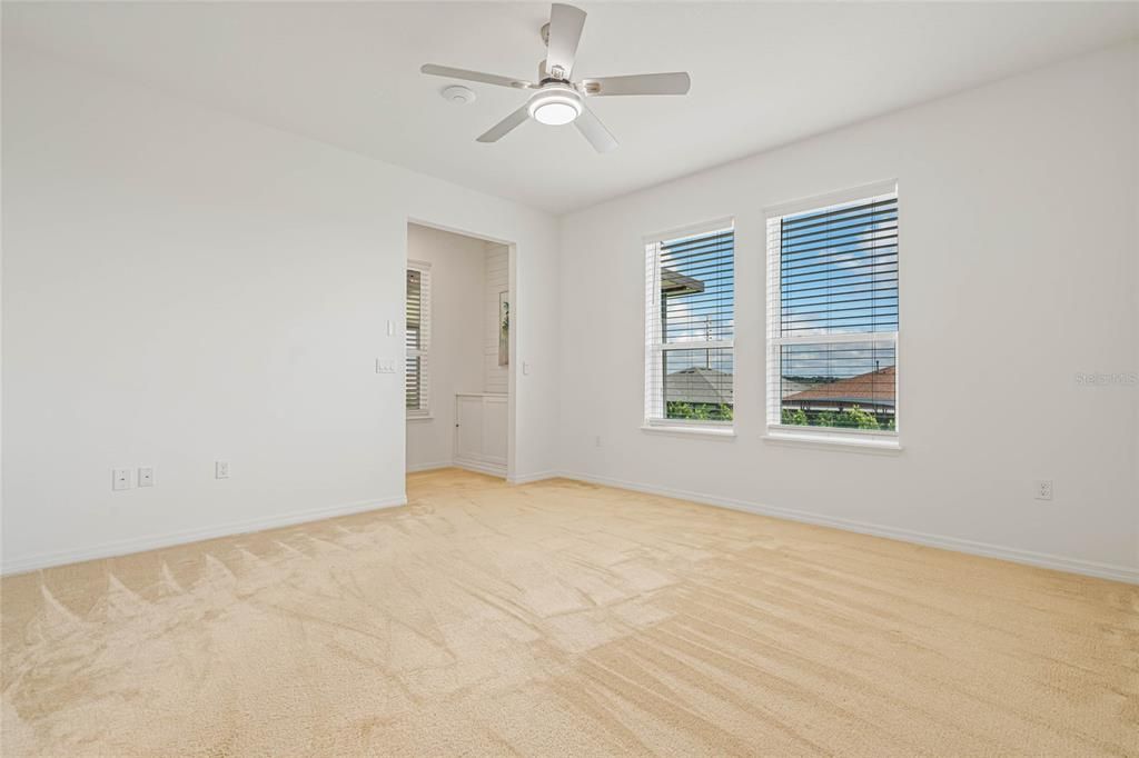 TRUE 3RD BEDROOM IN FRONT OF HOME W/FAN LOTS OF NATURAL LIGHT