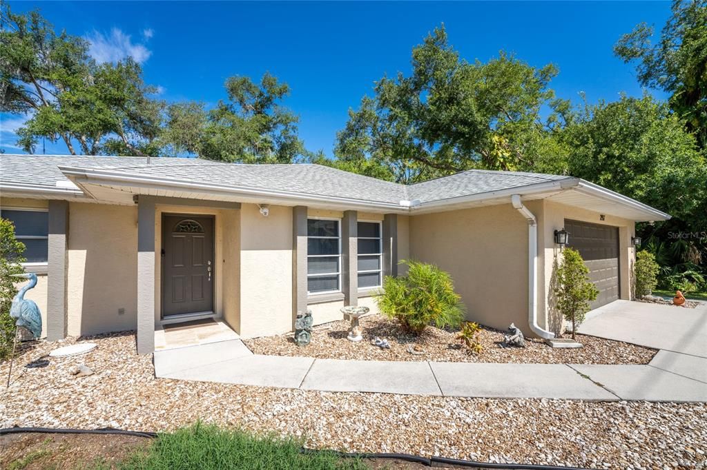 For Sale: $415,900 (3 beds, 2 baths, 1729 Square Feet)