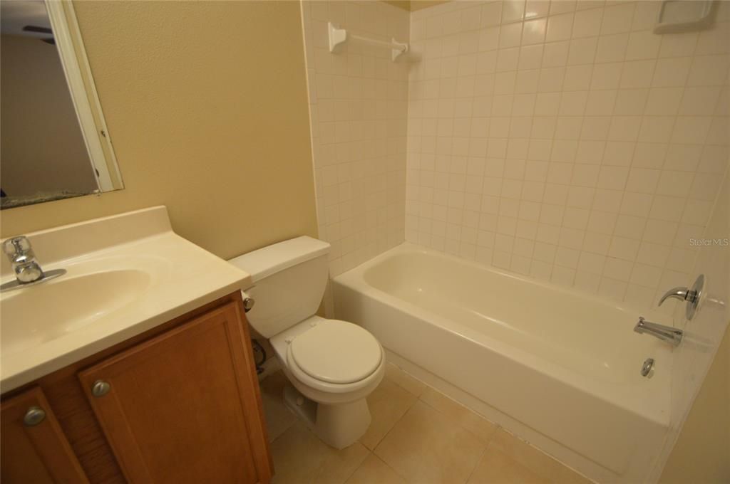 Active With Contract: $1,650 (2 beds, 2 baths, 811 Square Feet)