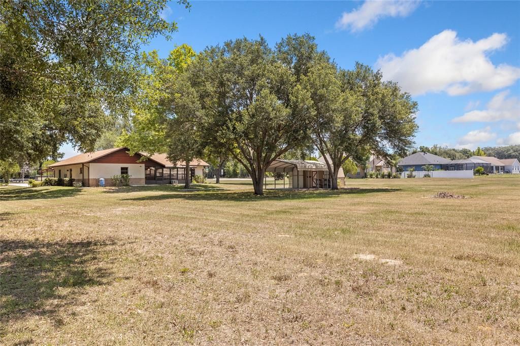 Active With Contract: $325,000 (2 beds, 2 baths, 1260 Square Feet)