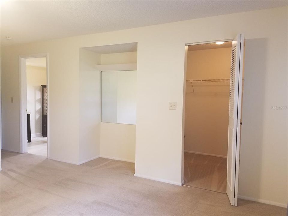 For Sale: $179,500 (2 beds, 2 baths, 1148 Square Feet)