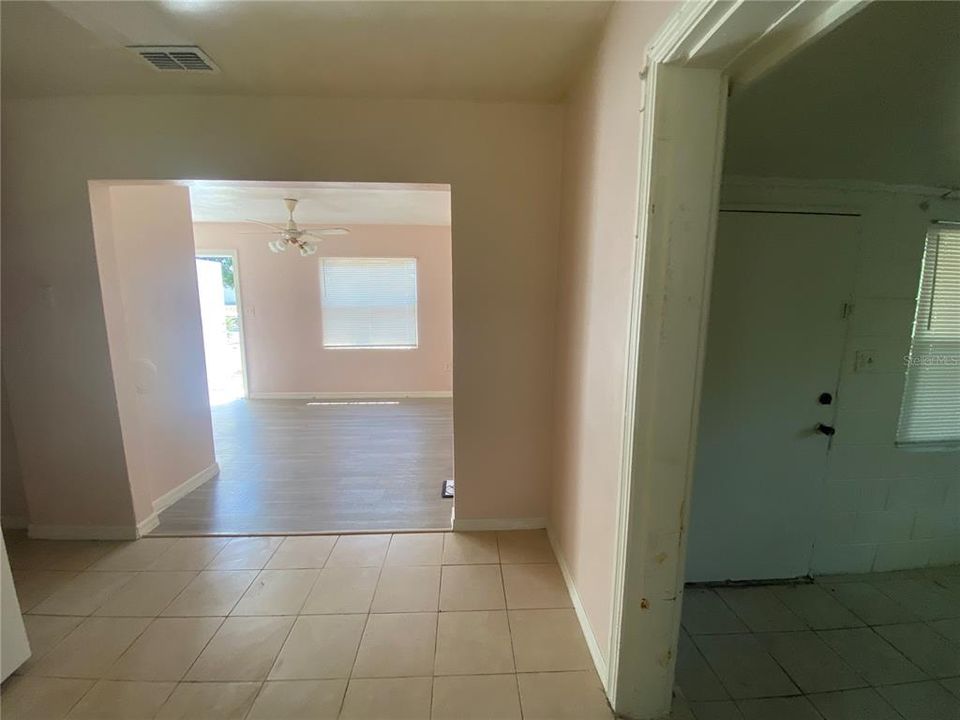 Activo con contrato: $144,900 (2 camas, 1 baños, 672 Pies cuadrados)