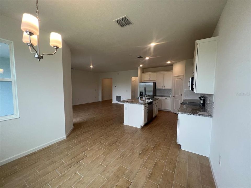 Active With Contract: $2,200 (4 beds, 2 baths, 1752 Square Feet)