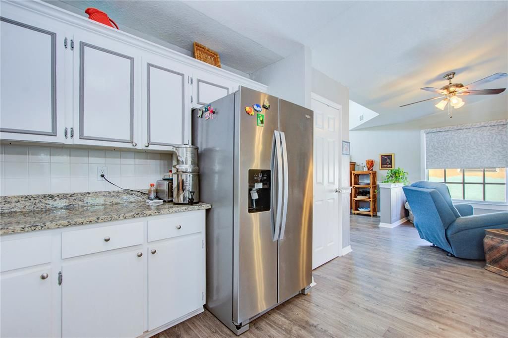 Active With Contract: $659,900 (3 beds, 2 baths, 1481 Square Feet)