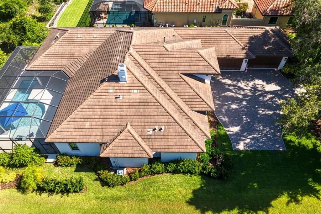 Wonderful tile roof!