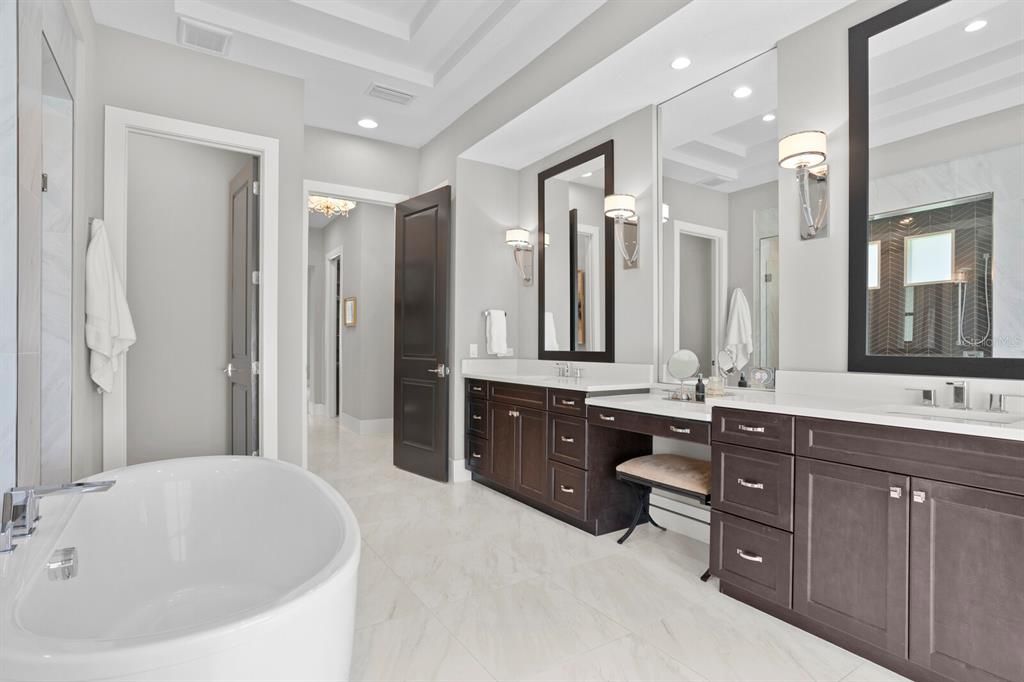 En-suite bathroom has dual sinks and make-up vanity!