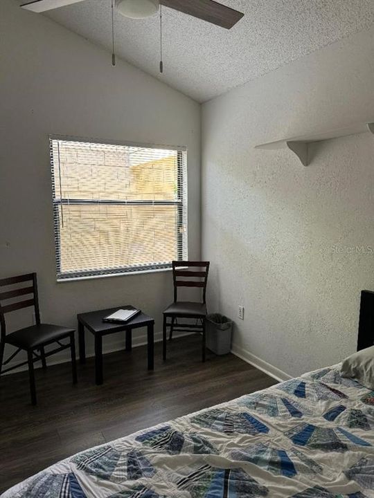 Active With Contract: $168,500 (2 beds, 2 baths, 1151 Square Feet)