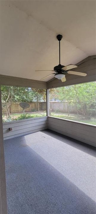 For Rent: $2,200 (3 beds, 2 baths, 2040 Square Feet)