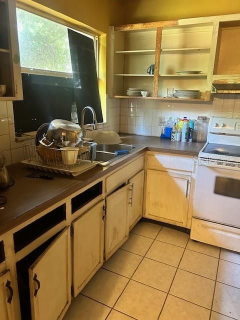 Vendido Recientemente: $225,000 (3 camas, 2 baños, 1165 Pies cuadrados)