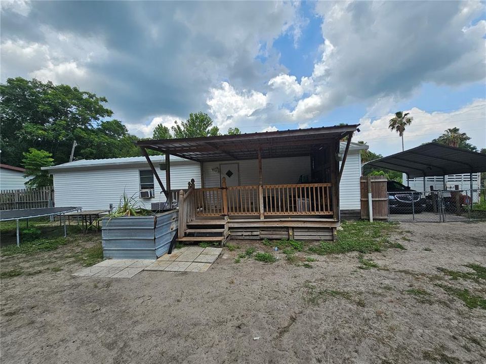 For Sale: $114,900 (3 beds, 1 baths, 832 Square Feet)