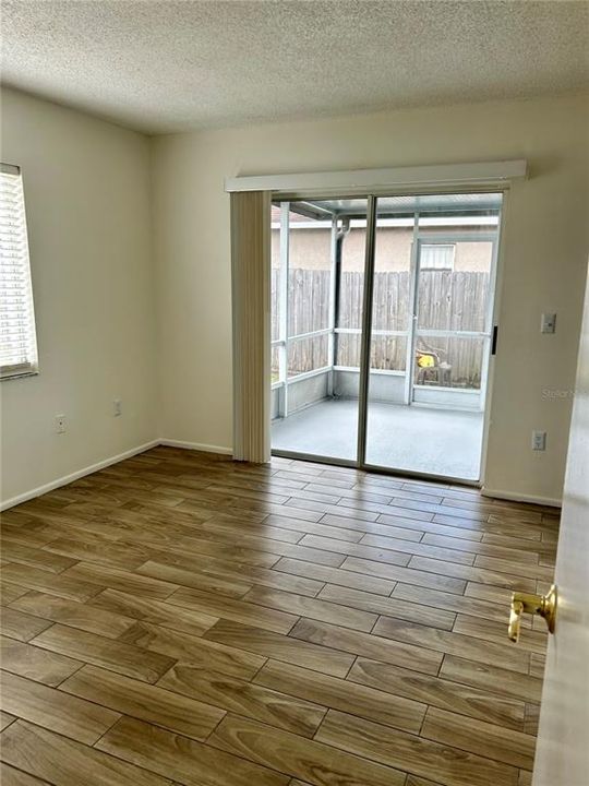 For Rent: $1,995 (3 beds, 2 baths, 1092 Square Feet)