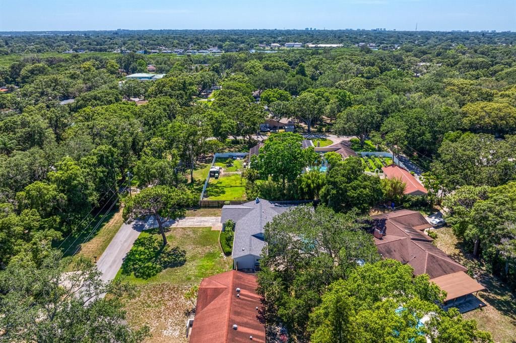 For Sale: $819,900 (3 beds, 3 baths, 2313 Square Feet)