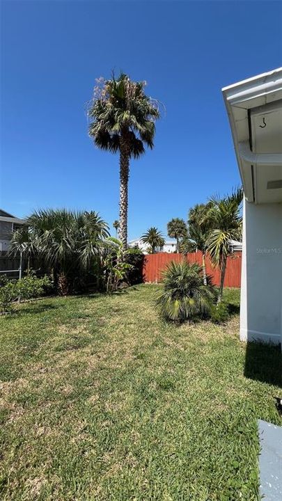 For Rent: $2,195 (3 beds, 2 baths, 1480 Square Feet)