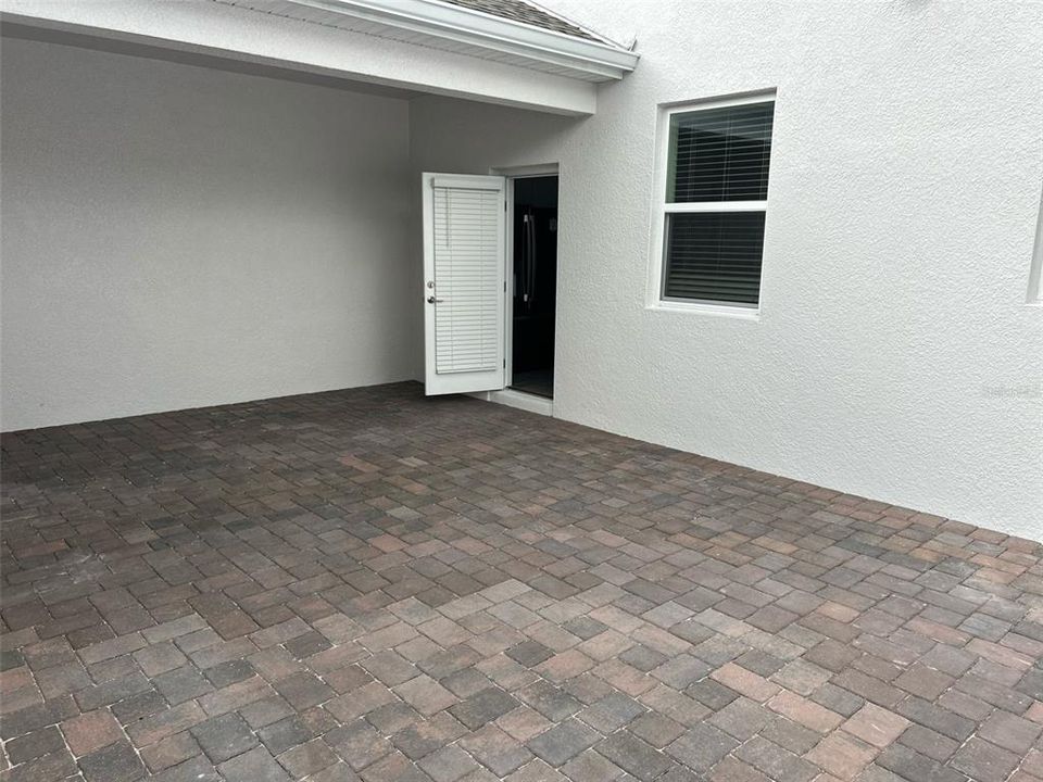 Recently Rented: $2,750 (3 beds, 2 baths, 1615 Square Feet)