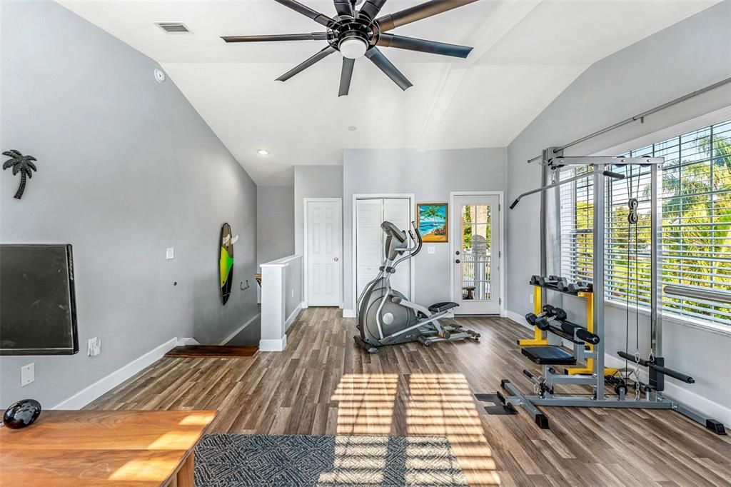 Active With Contract: $899,000 (4 beds, 3 baths, 2261 Square Feet)