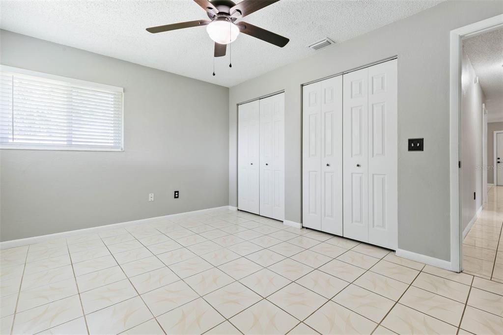 For Sale: $360,000 (4 beds, 2 baths, 2163 Square Feet)