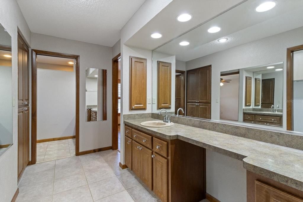 Primary bathroom/powder room