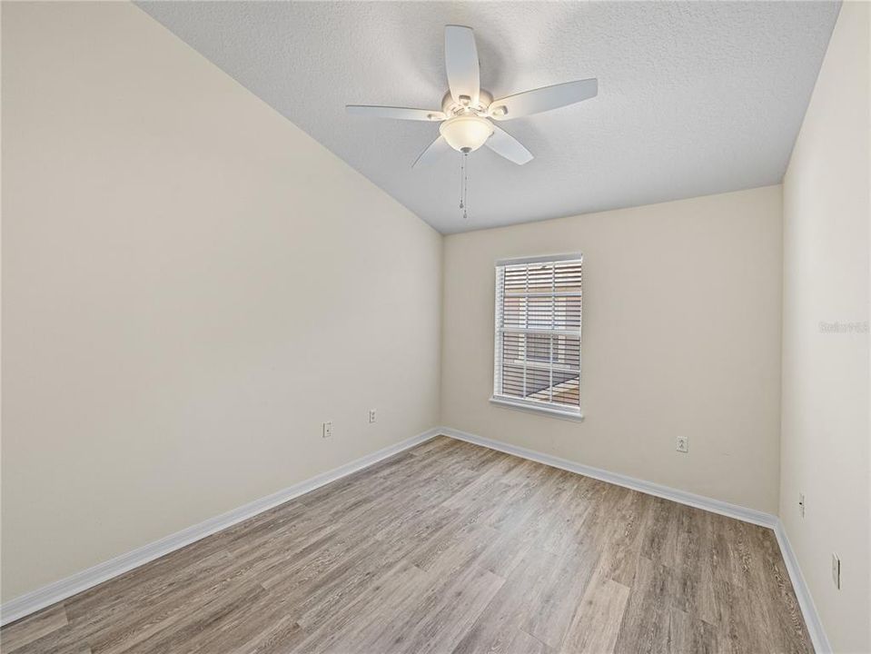 For Sale: $299,900 (3 beds, 2 baths, 1686 Square Feet)